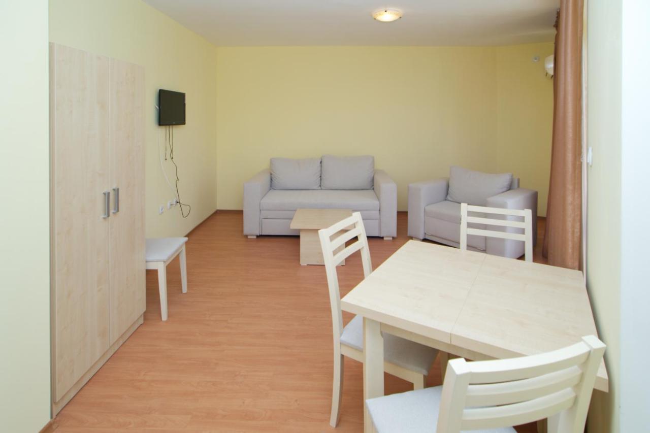 Aparthotel Anixi Obzor Buitenkant foto