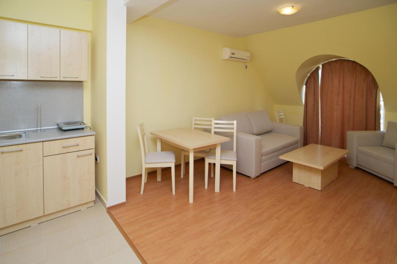 Aparthotel Anixi Obzor Buitenkant foto