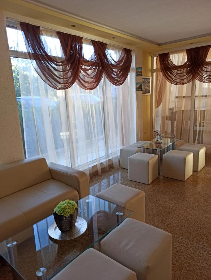 Aparthotel Anixi Obzor Buitenkant foto