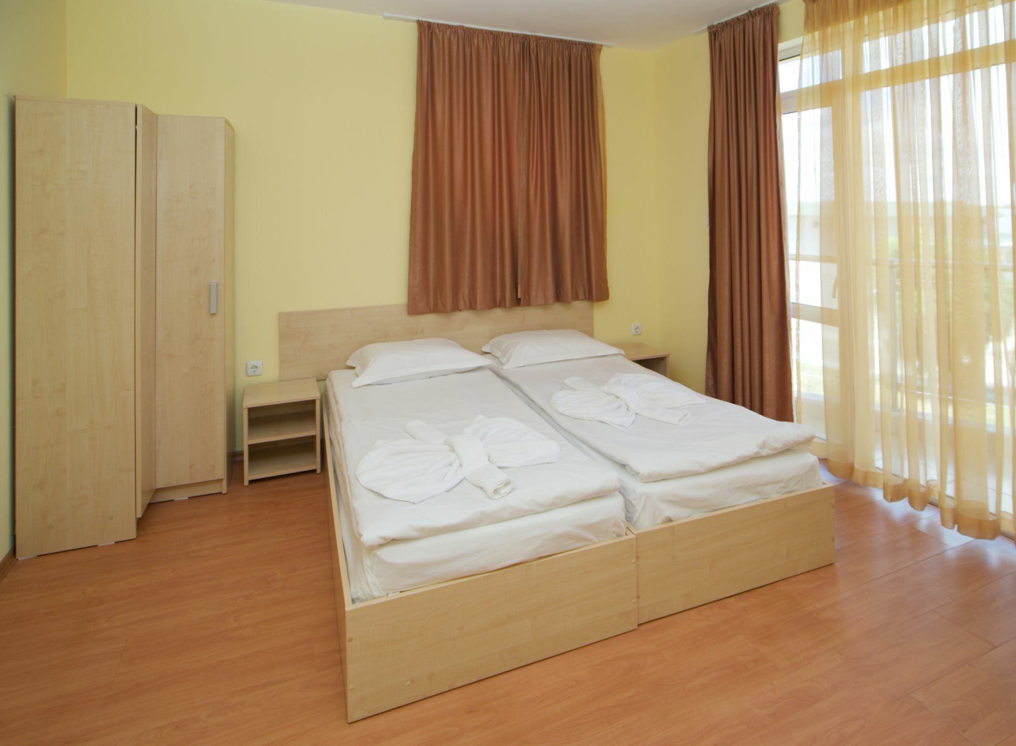 Aparthotel Anixi Obzor Buitenkant foto